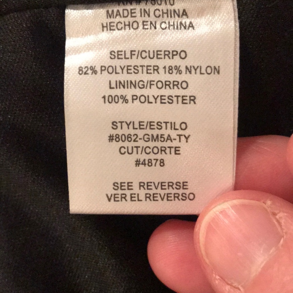 Macy’s TLC Say Yes To The Dress - 2 piece - Picture 8 of 8